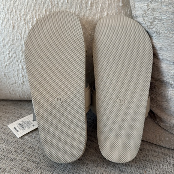 NWT A New Day Marcy Cream and Gold Sandals with Adjustable Straps - Picture 7 of 7